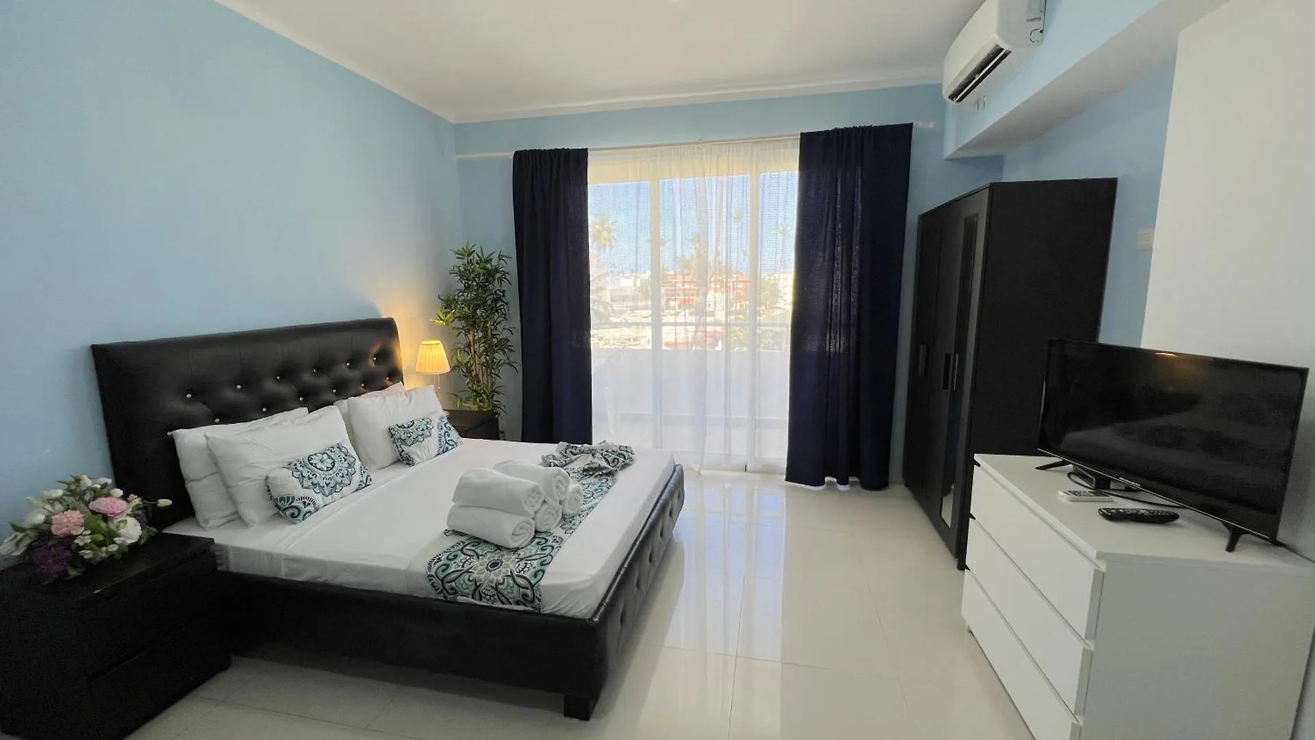 Vacation Suites Punta Cana 5*,